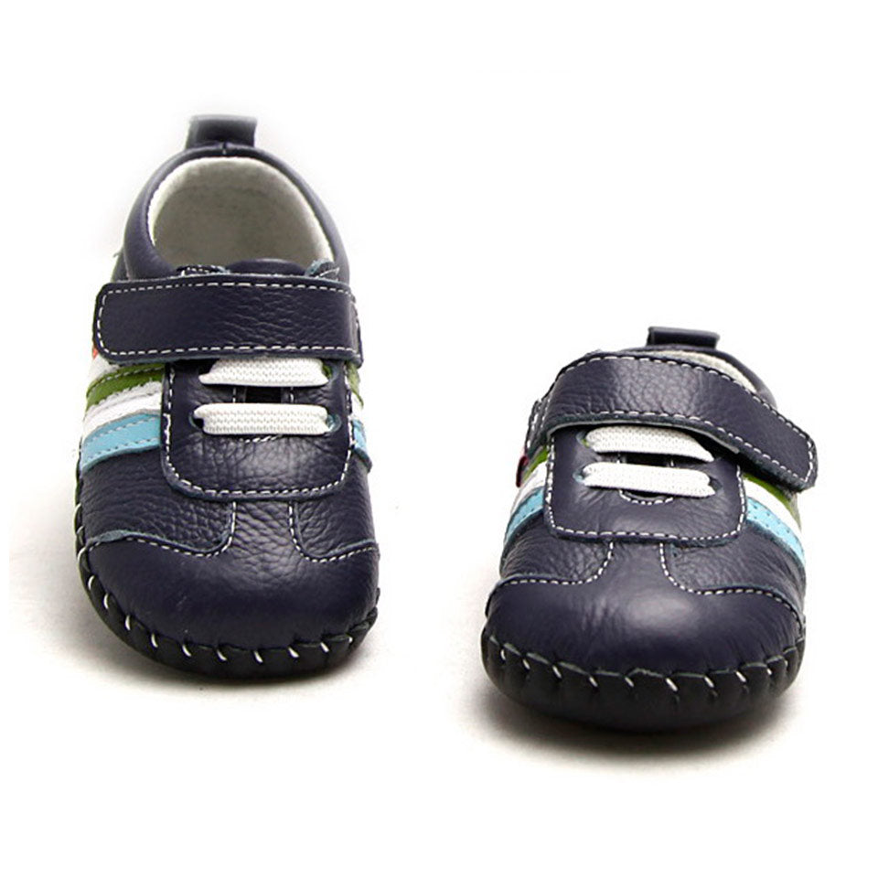 Zapatos infantiles respetuosos primeros pasos modelo Mario navy