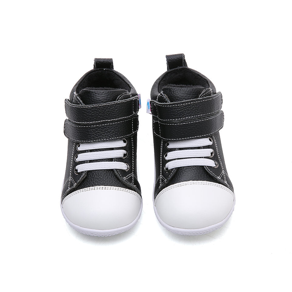 Comprar Zapatos infantiles respetuosos primeros pasos bota gama Flexy modelo Canadá negro