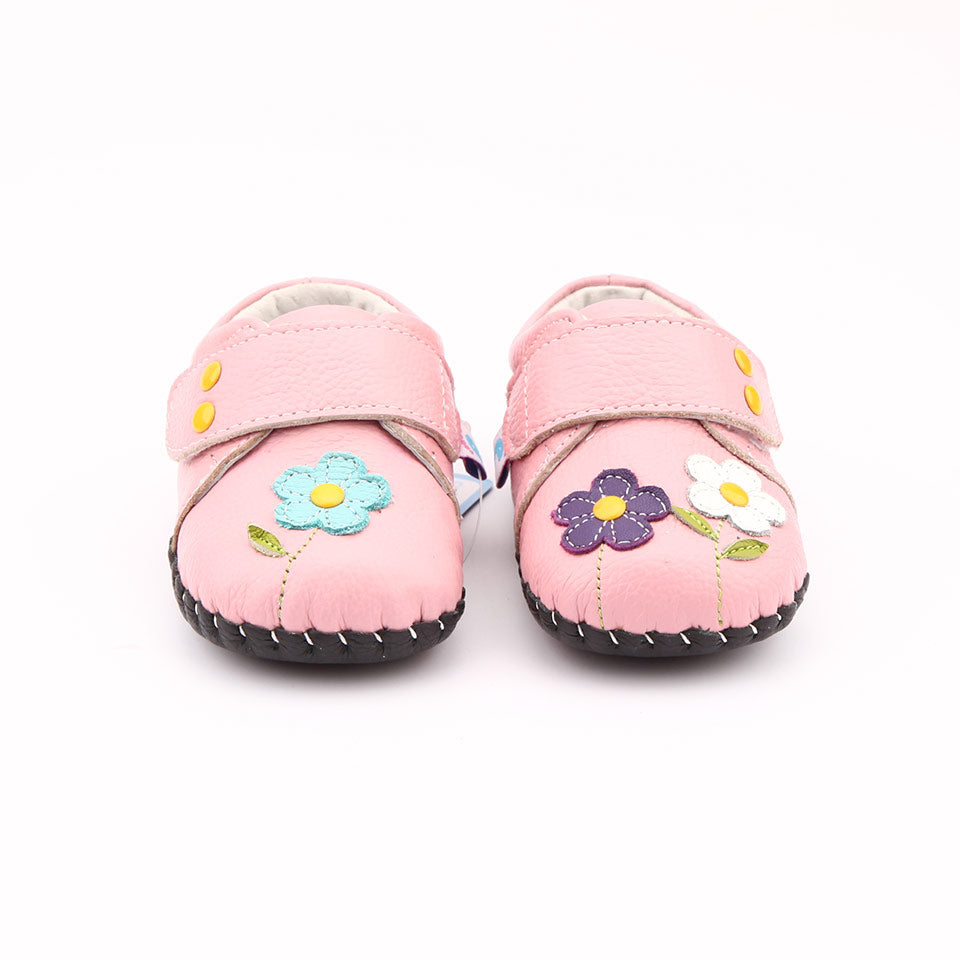 Zapatos infantiles respetuosos primeros pasos modelo Olivia rosa